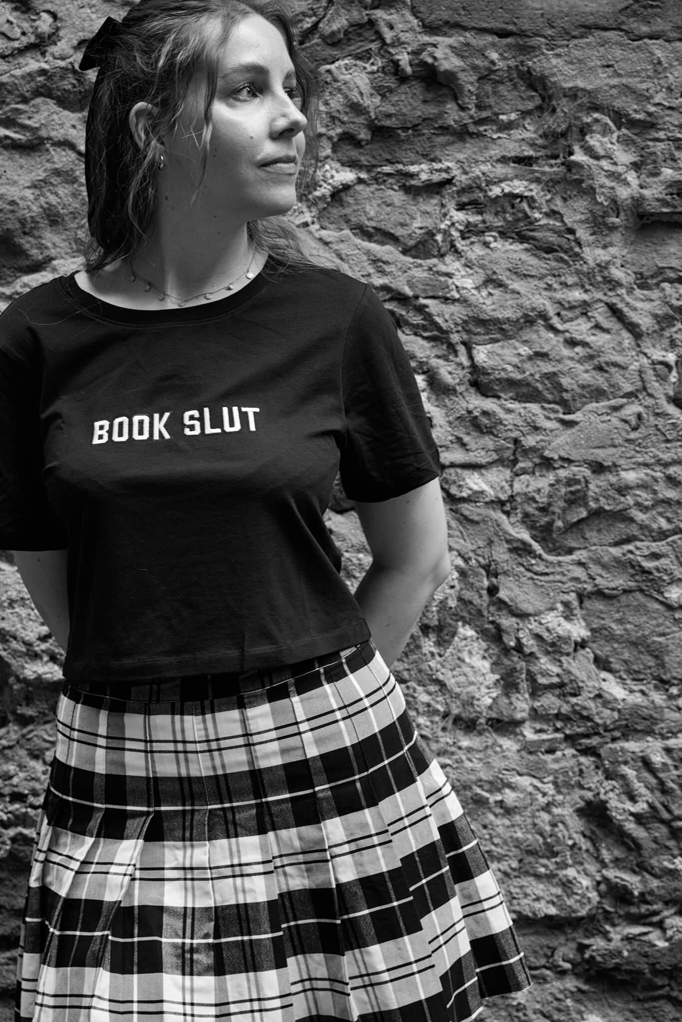 Book Slut Cropshirt in M Ausstellungsstück