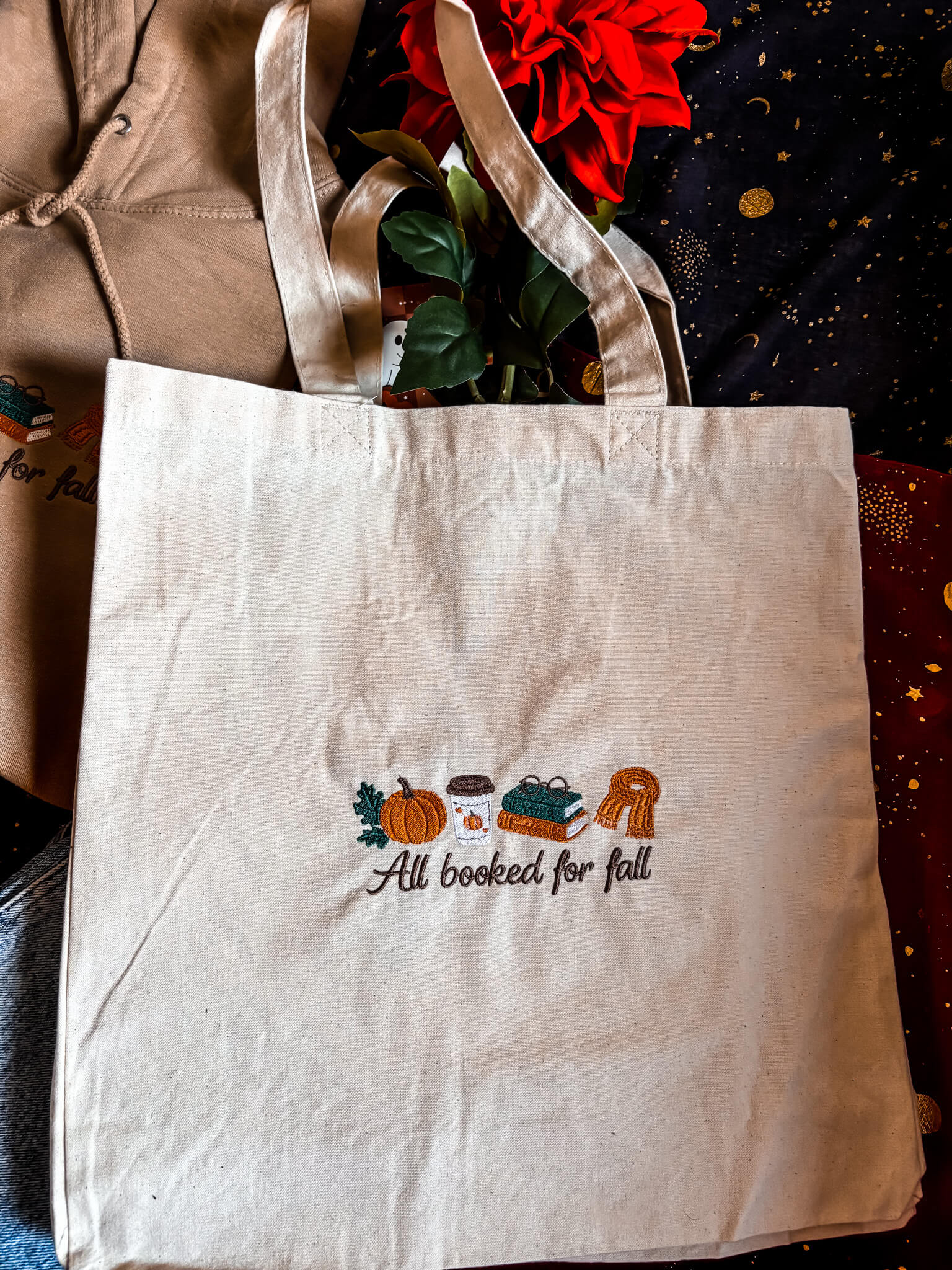 All booked for Fall Shopper Baumwolltasche - Readers and Dreamers Shop