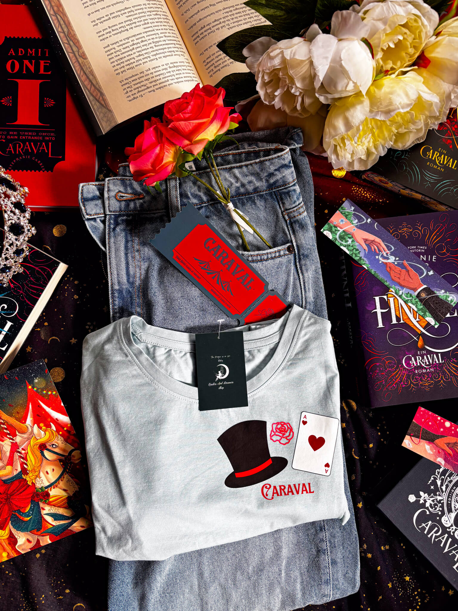 Caraval Cropshirt - Readers and Dreamers Shop