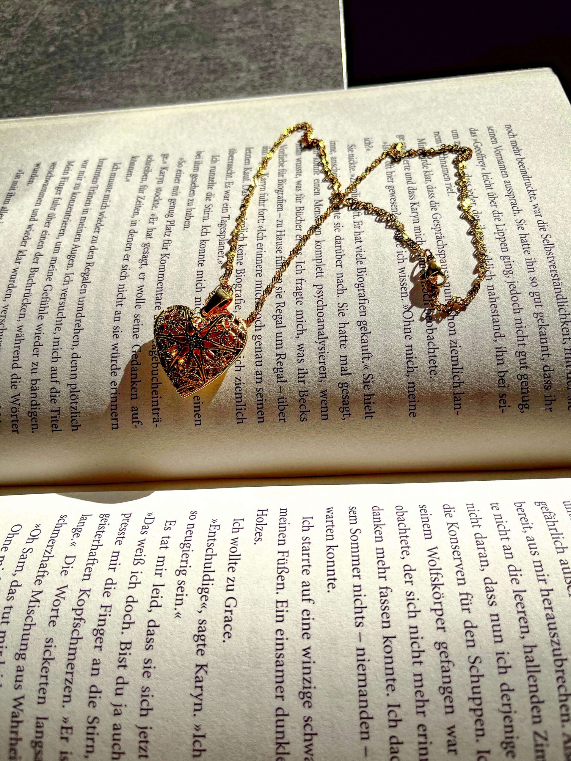 Evermore Kette Gold - Readers and Dreamers Shop