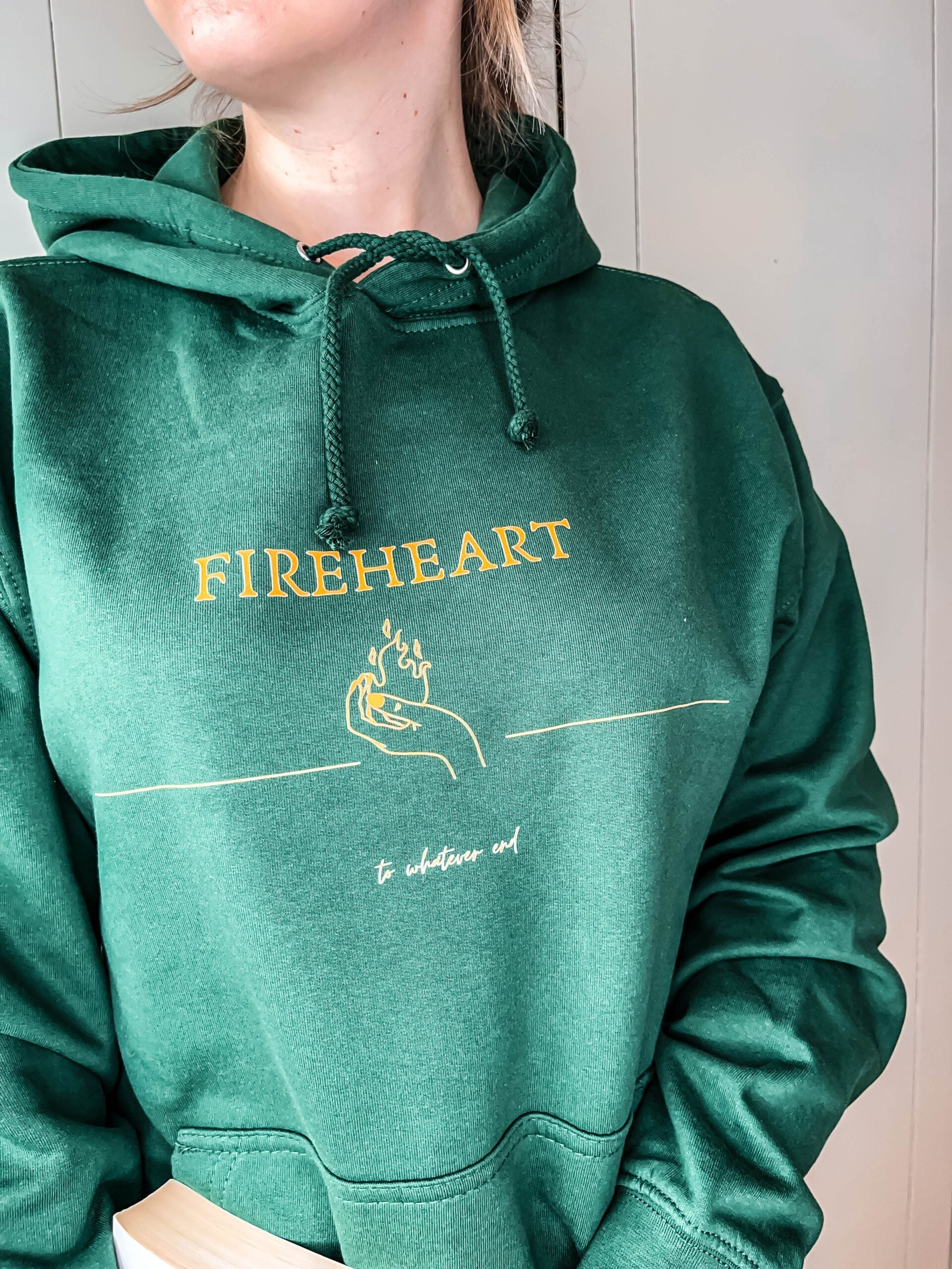 Fireheart Hoodie XXL Grün VORRÄTIG! - Readers and Dreamers Shop