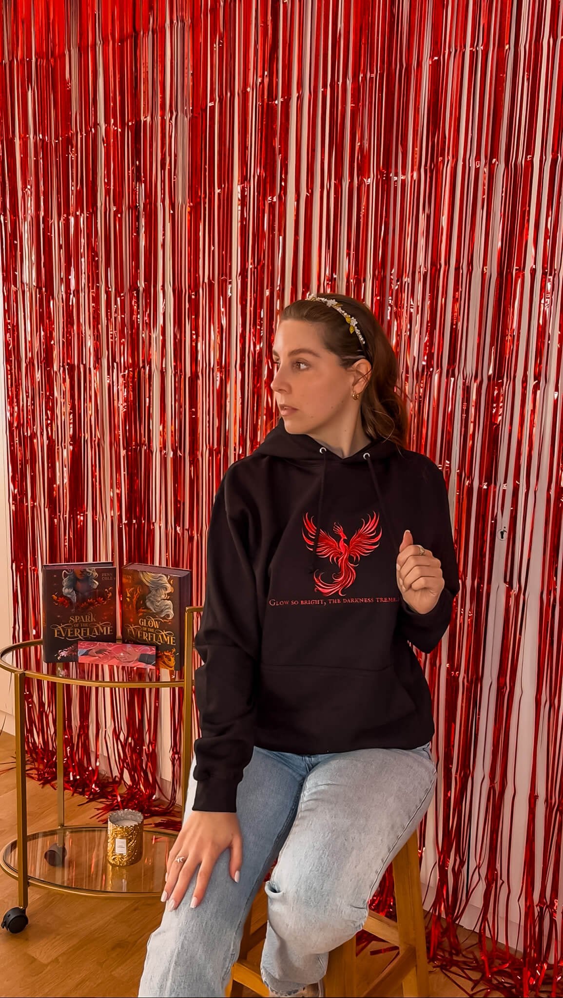 Glow so bright bestickt - Readers and Dreamers Shop