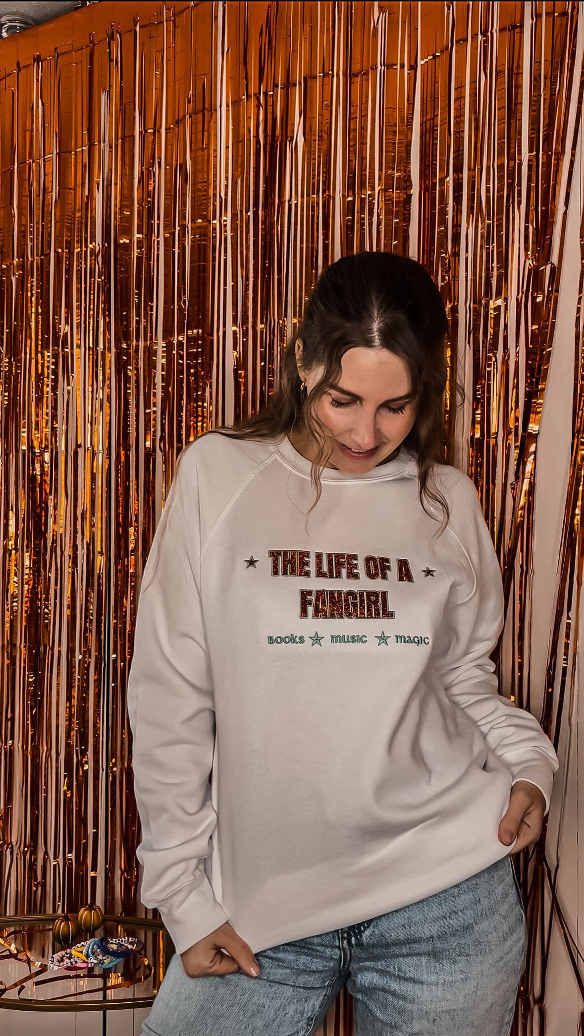Life of a Fangirl Weiß *Pre - Order* - Readers and Dreamers Shop