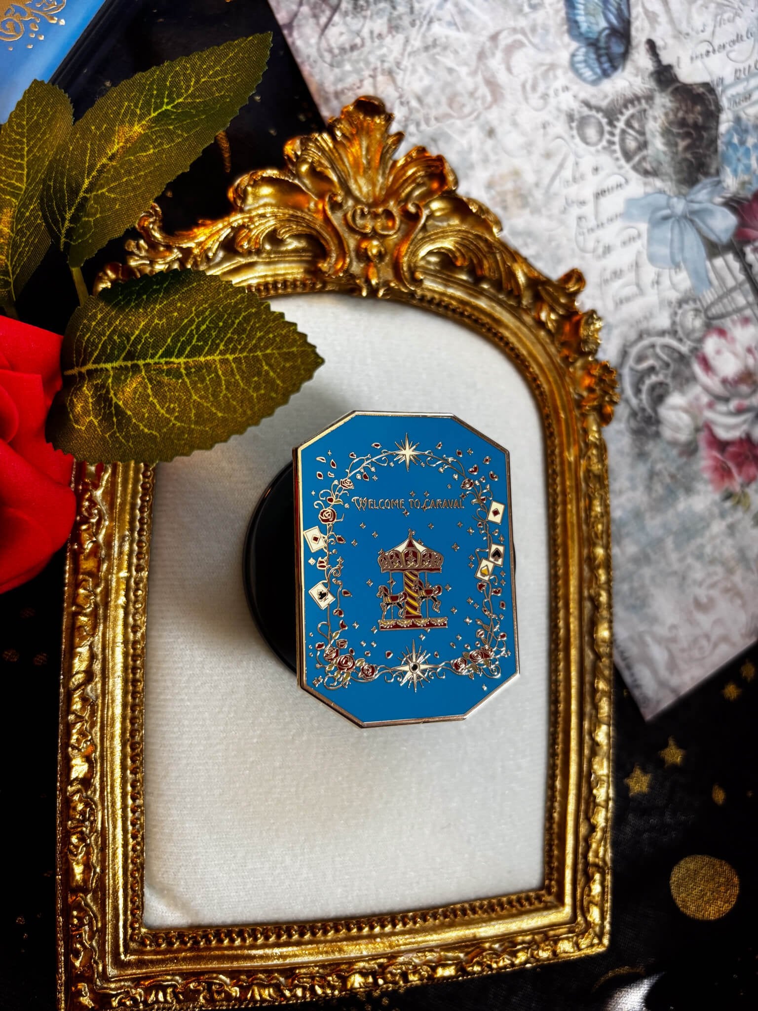 Magnetic Phone/eReader Grip Caraval *PREORDER* - Readers and Dreamers Shop