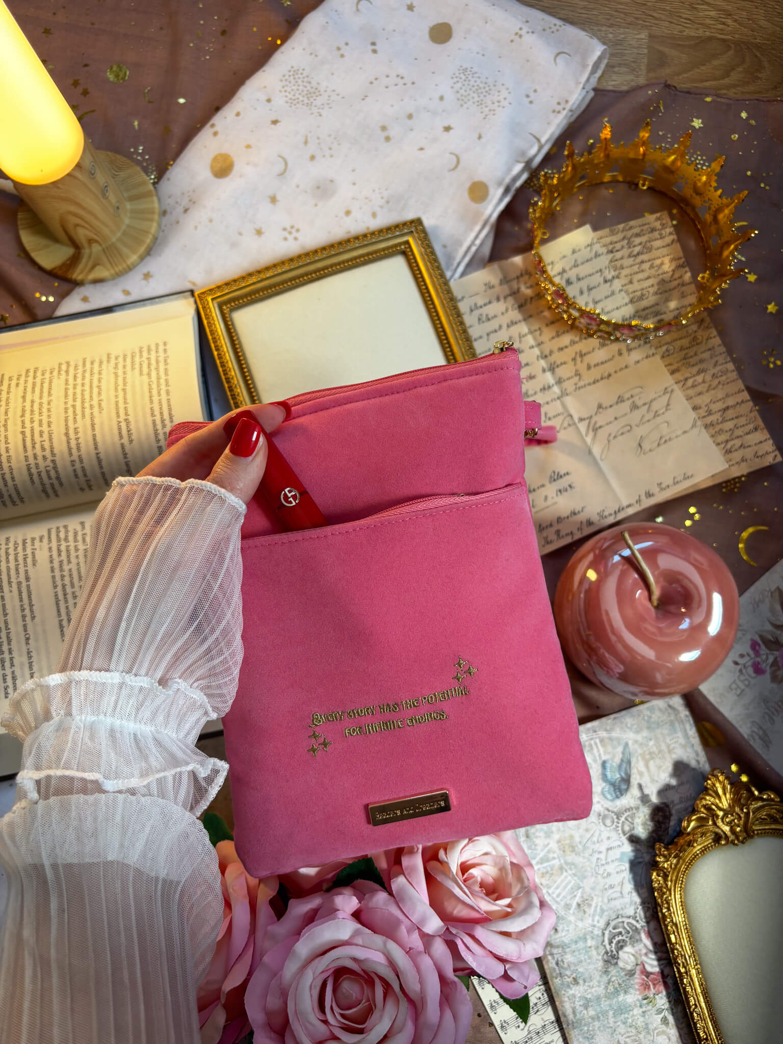 Once upon a broken Heart eReader Tasche *PREORDER* - Readers and Dreamers Shop