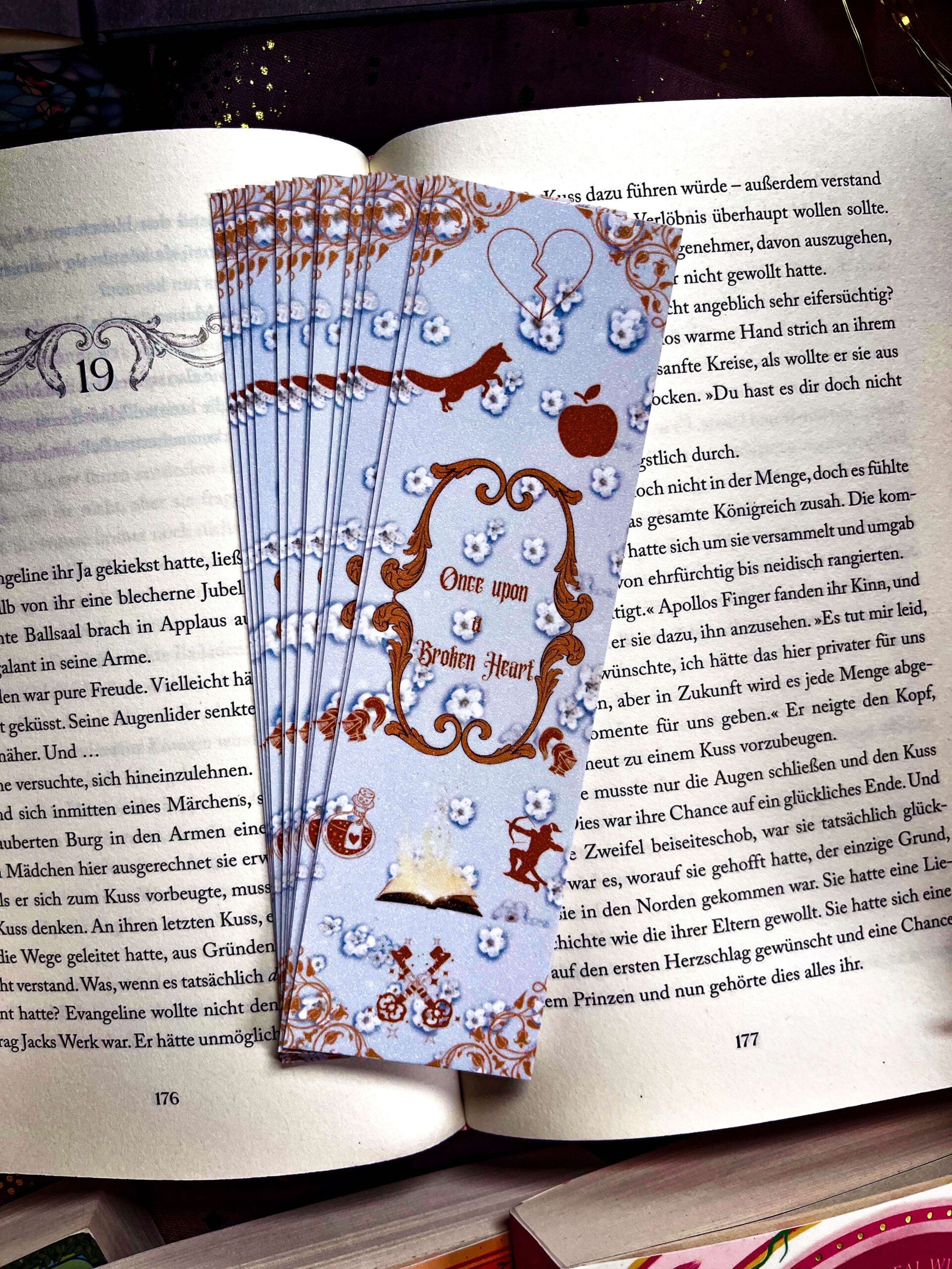 Once upon a broken Heart Lesezeichen - Readers and Dreamers Shop