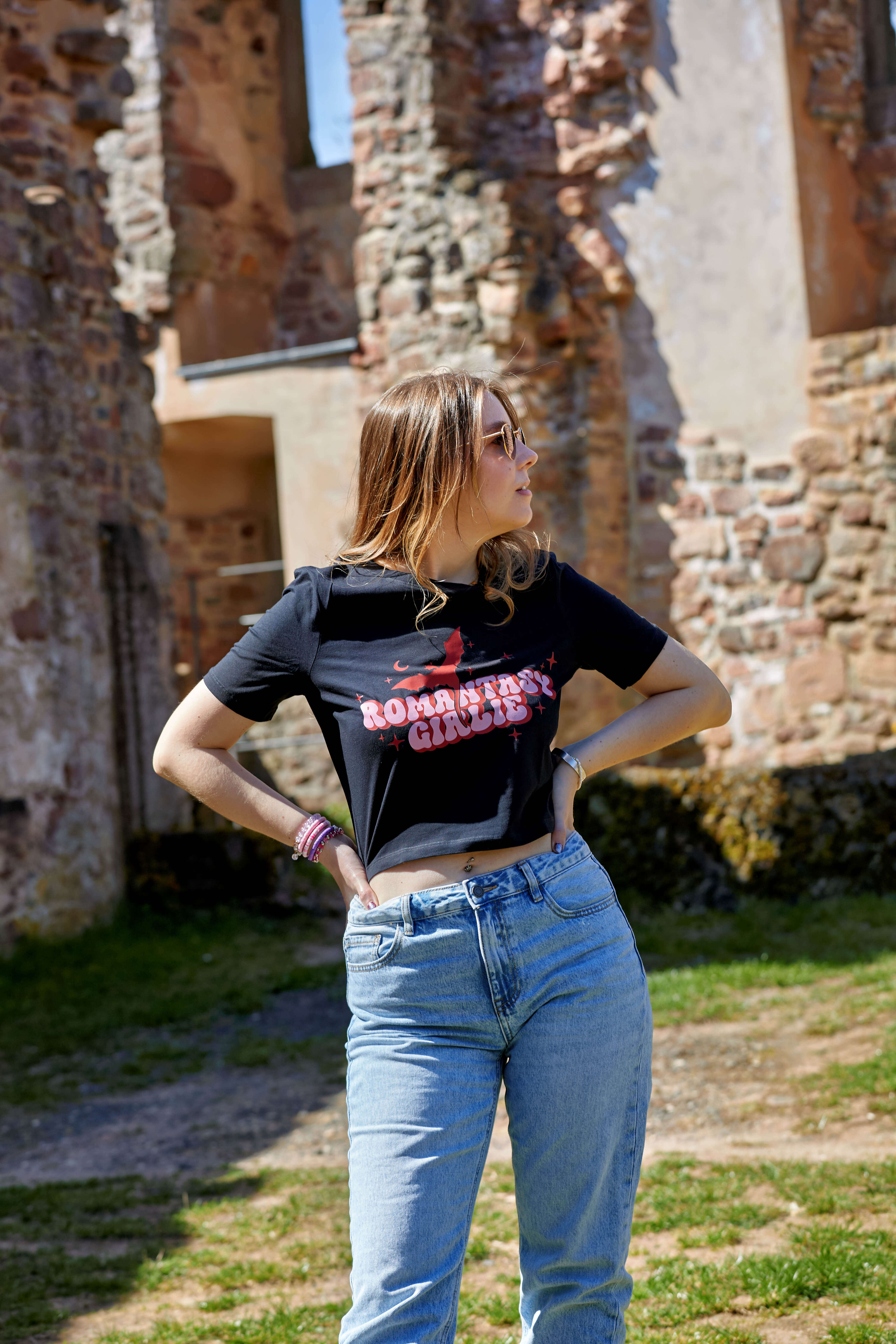 Romantasy Girlie Crop Shirt - Readers and Dreamers Shop