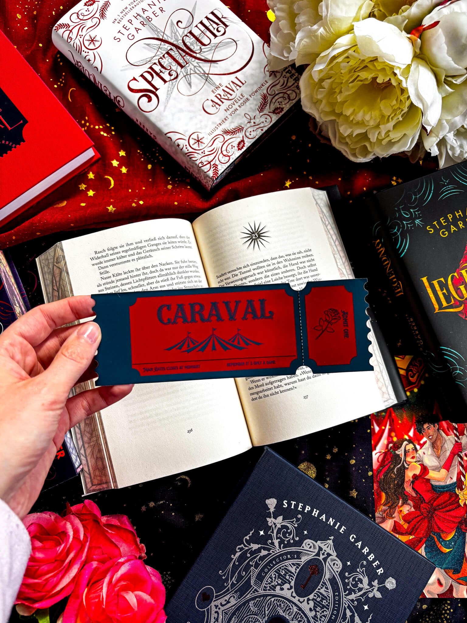 Admit one Caraval Ticket Lesezeichen - Readers and Dreamers Shop
