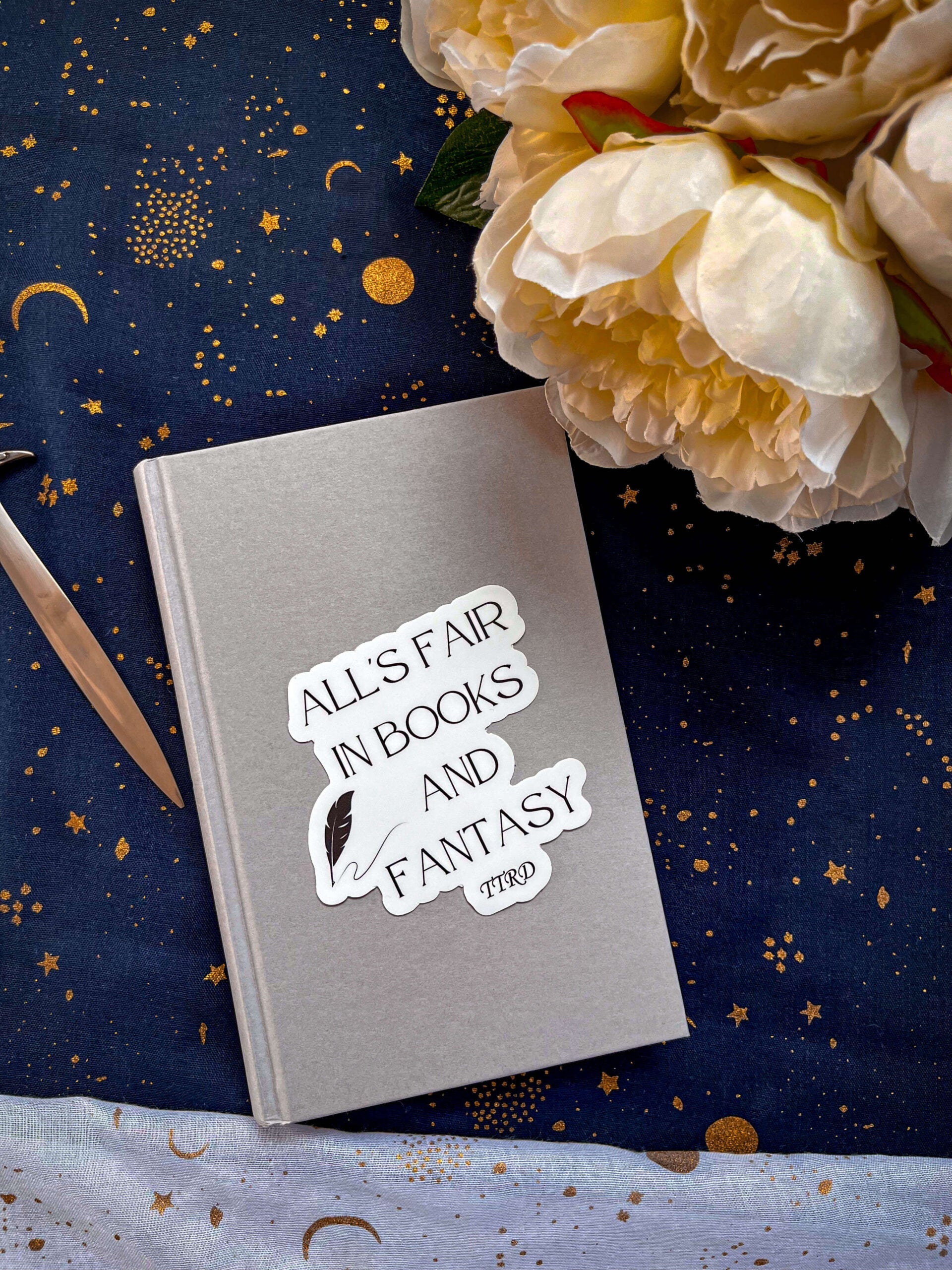 All´s fair in Books and Fantasy Sticker