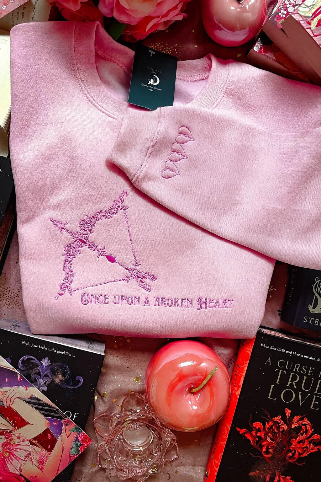 Once upon a broken Heart bestickt - Readers and Dreamers Shop