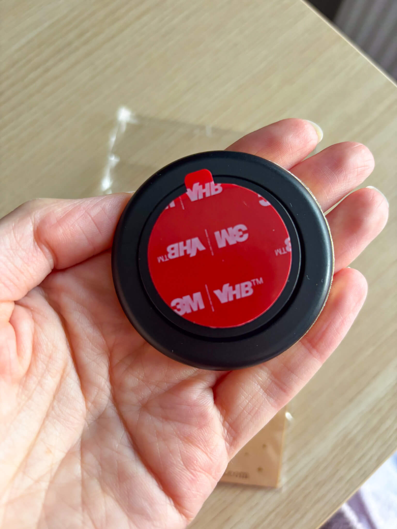 Phone/eReader Grip Fourth Wing Adhesive Klebefläche B - WARE - Readers and Dreamers Shop