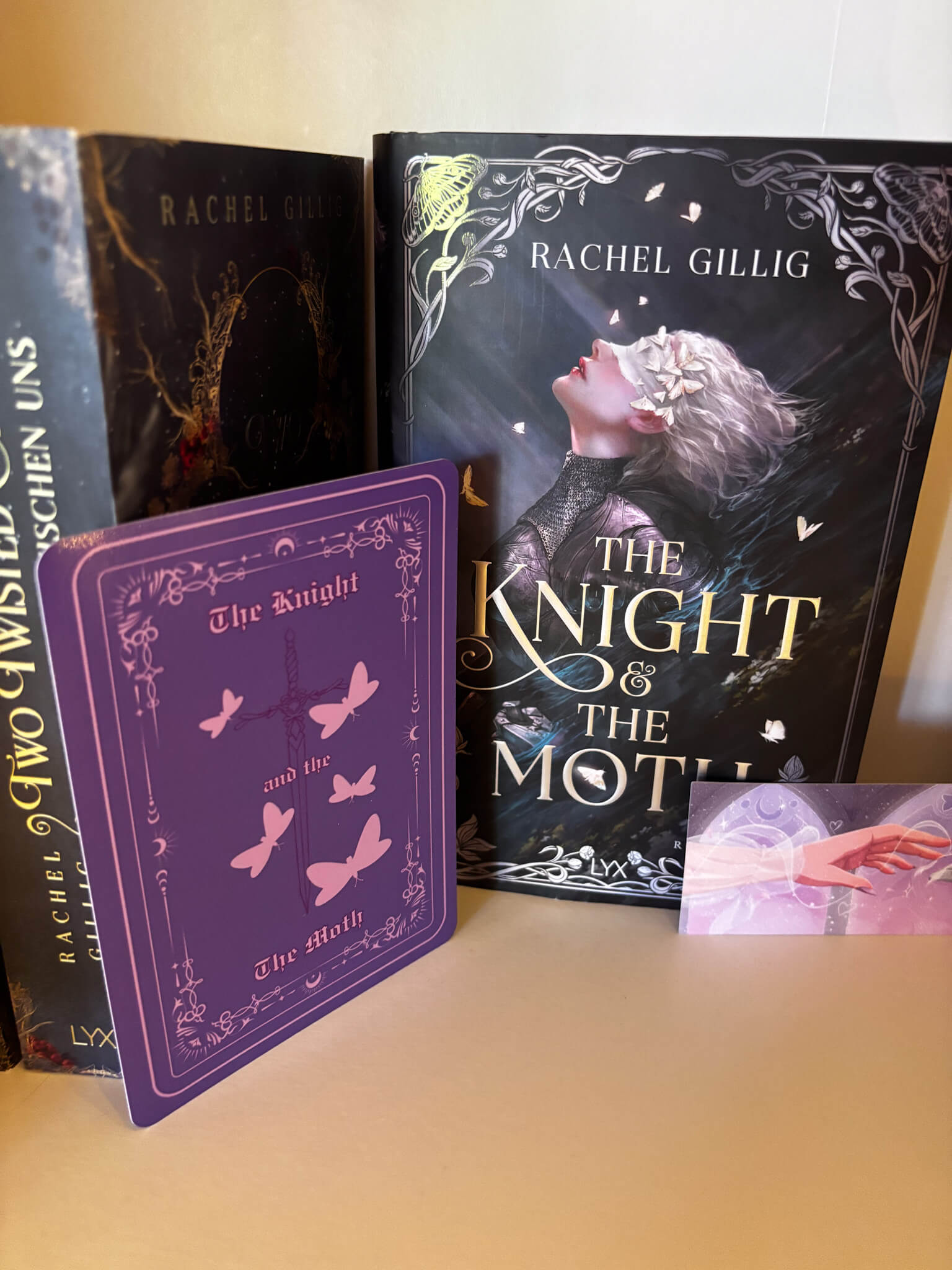 Rory and Sybil- Touching Hands Lesezeichen - Readers and Dreamers Shop