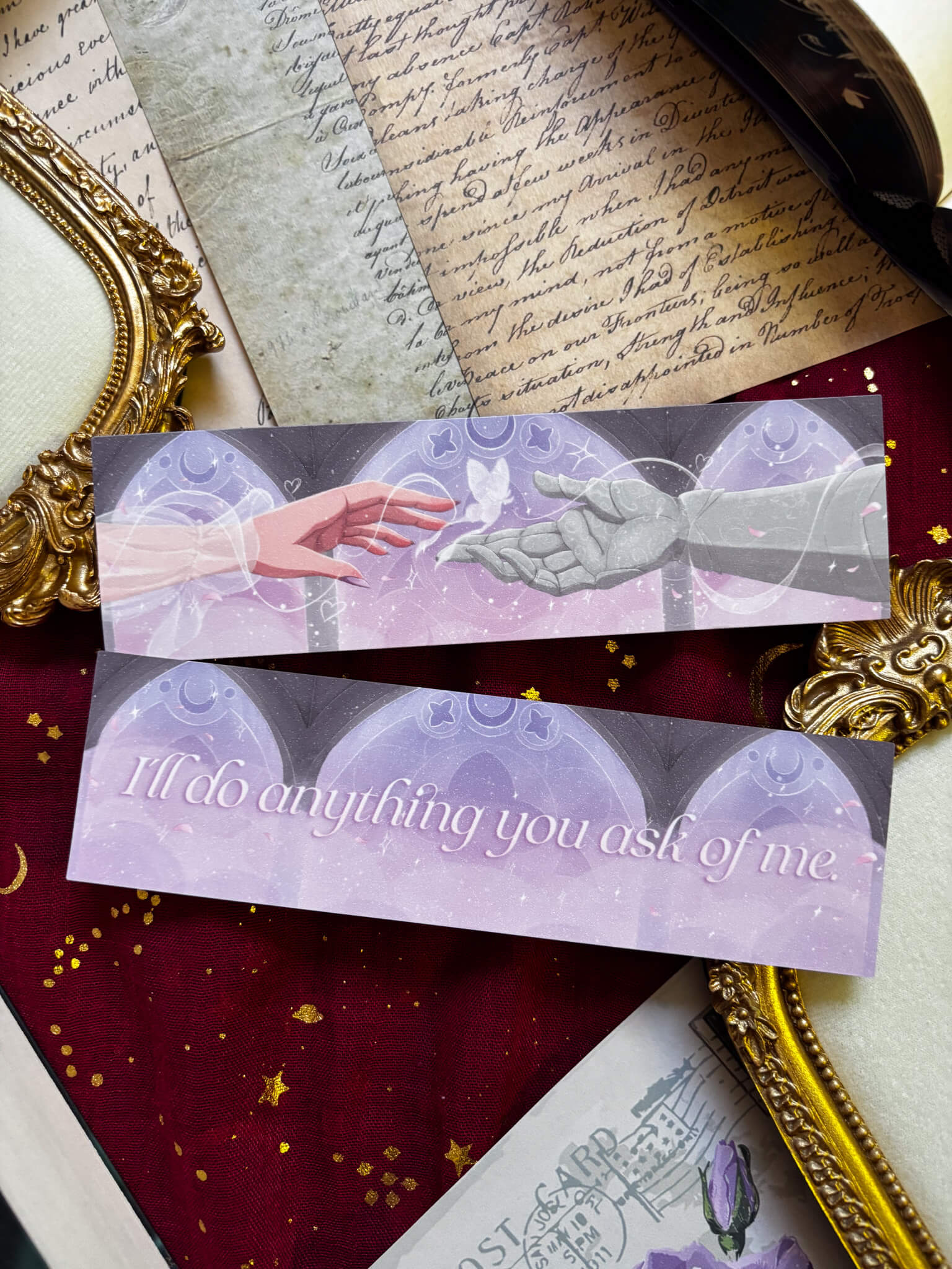 Rory and Sybil- Touching Hands Lesezeichen - Readers and Dreamers Shop