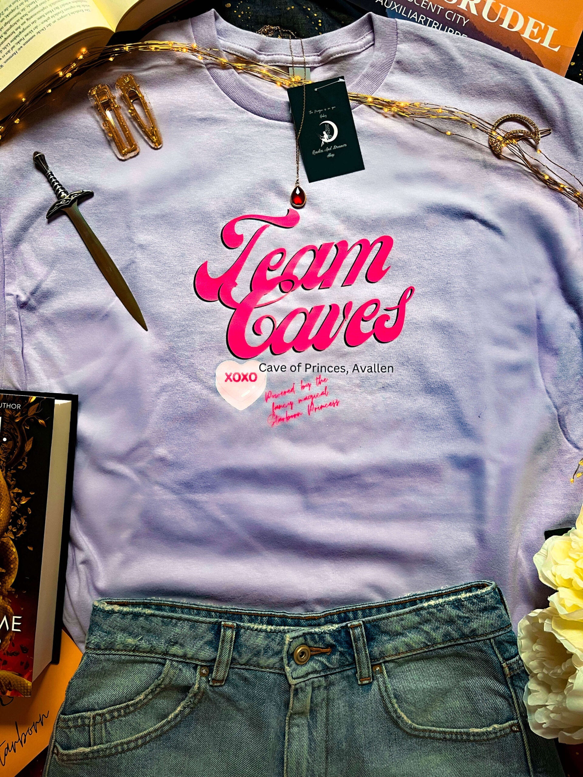 Team Caves Austellungsstück Größe XL - Readers and Dreamers Shop